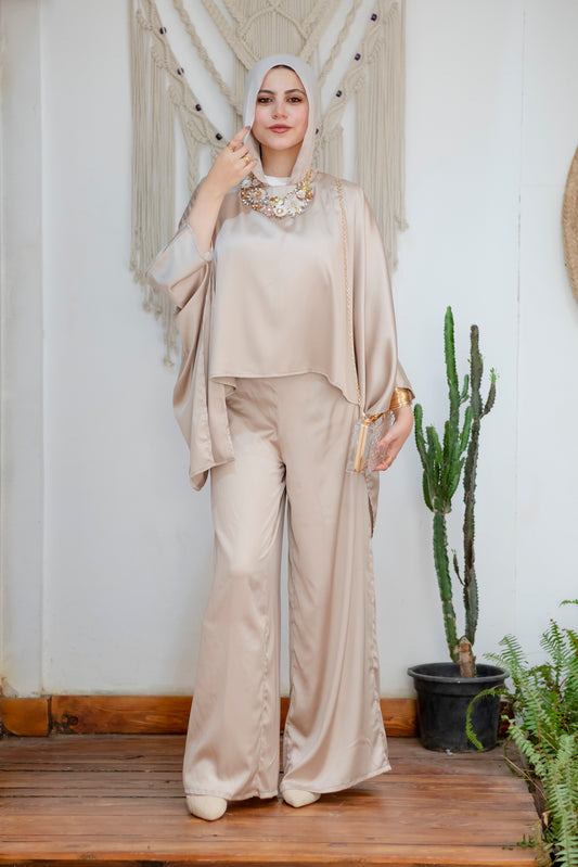 Elegant White Satin Wide-Leg Pants Suit